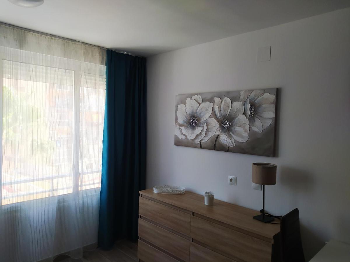 Recien Reformado, Fire Stick Amazon, Wifi, 2 Pers, Centrico, 20 M Playa Apartman Torremolinos Kültér fotó
